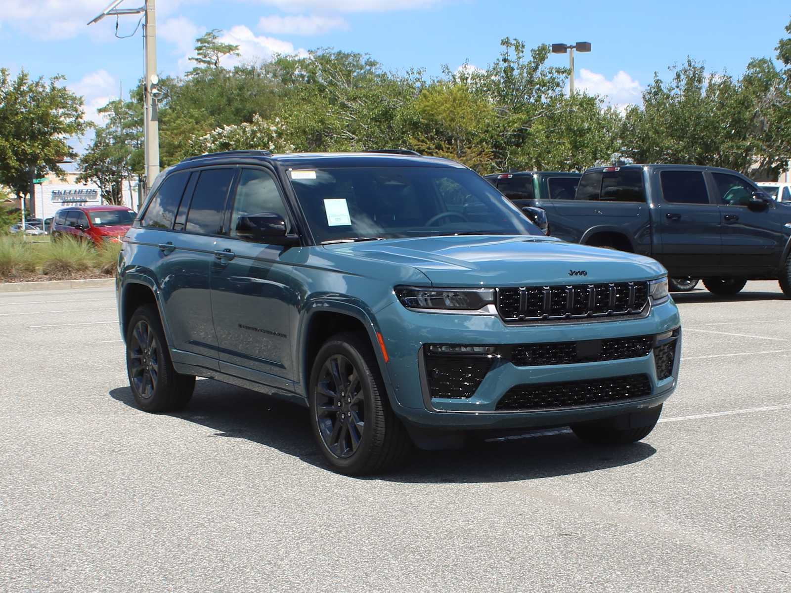 2026 Jeep Grand Cherokee Limited Reserve