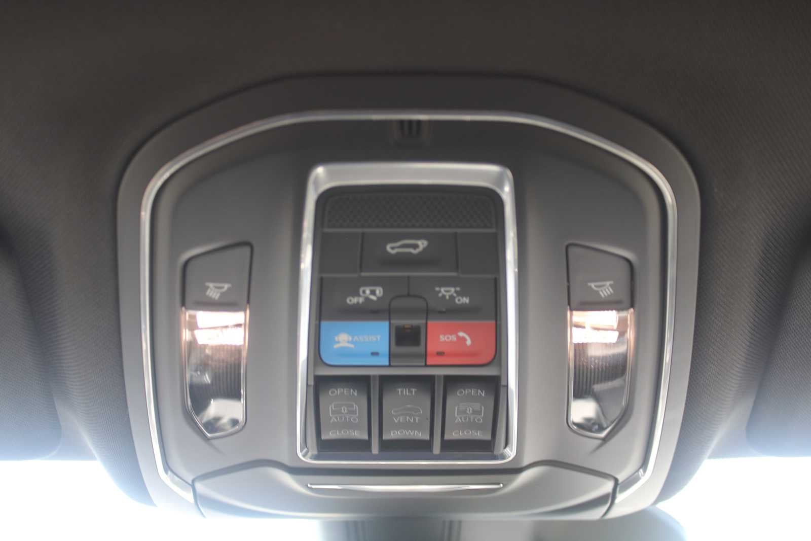 2026 Jeep Grand Cherokee Limited Reserve