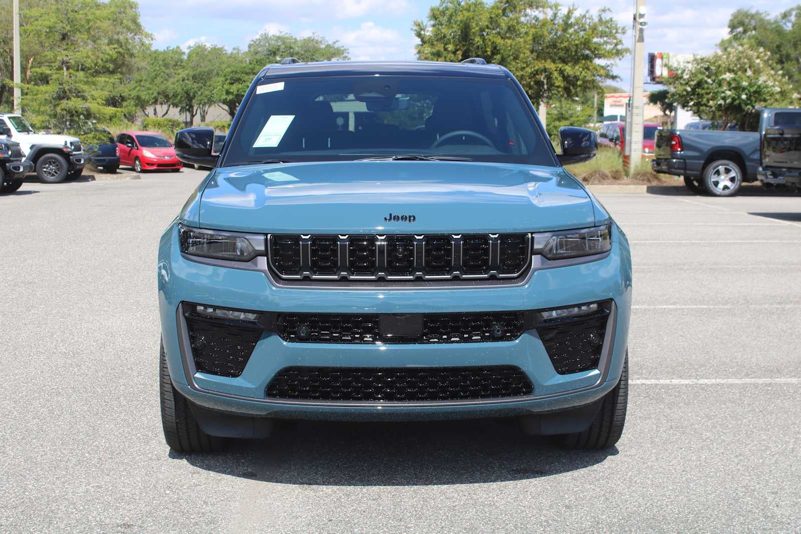 2026 Jeep Grand Cherokee Limited Reserve