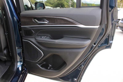 2027 Jeep Grand Cherokee Limited Reserve