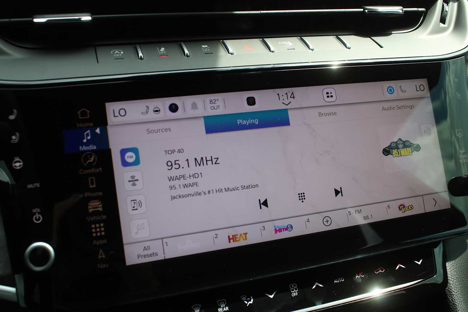 2027 Jeep Grand Cherokee Limited Reserve