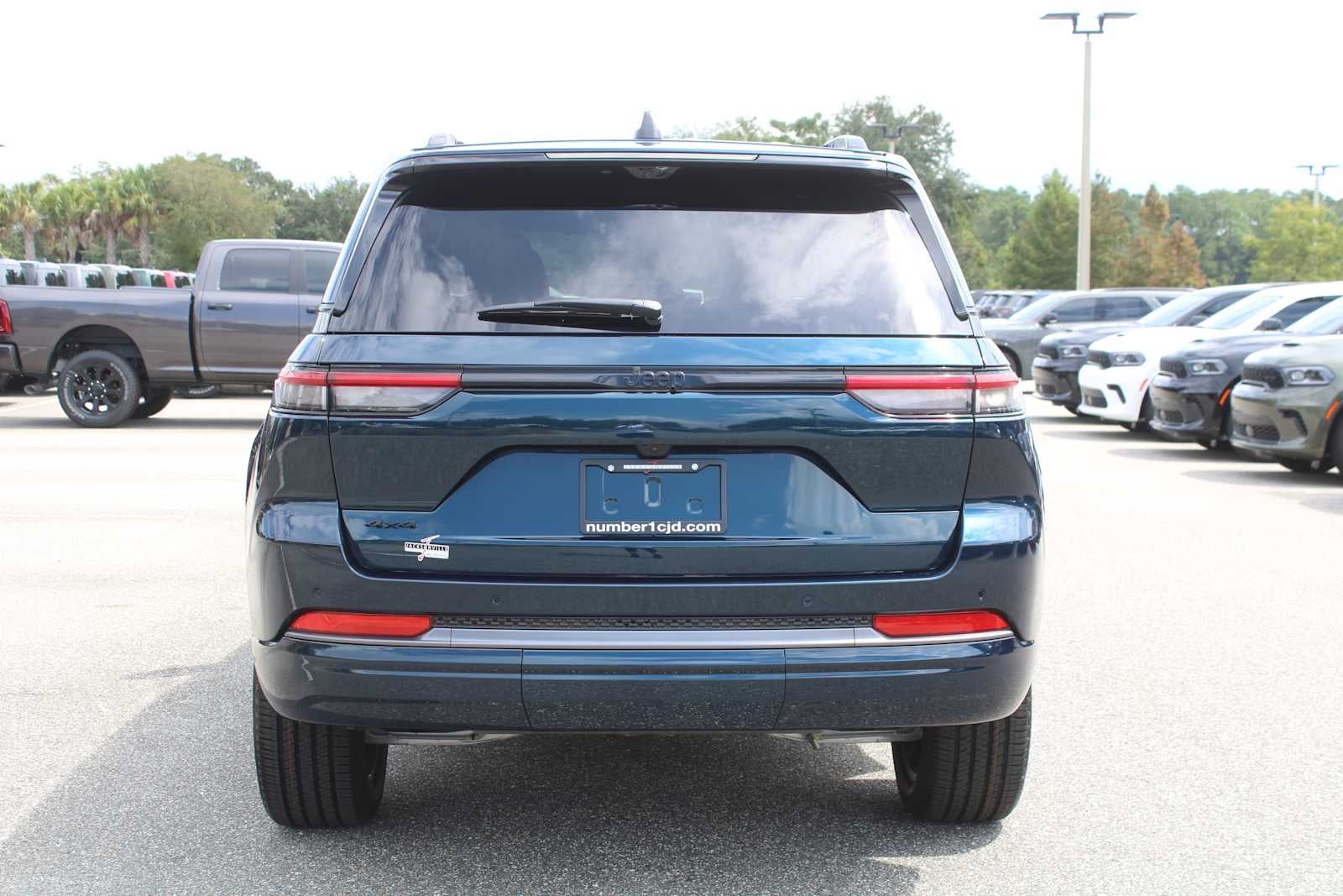 2027 Jeep Grand Cherokee Limited Reserve