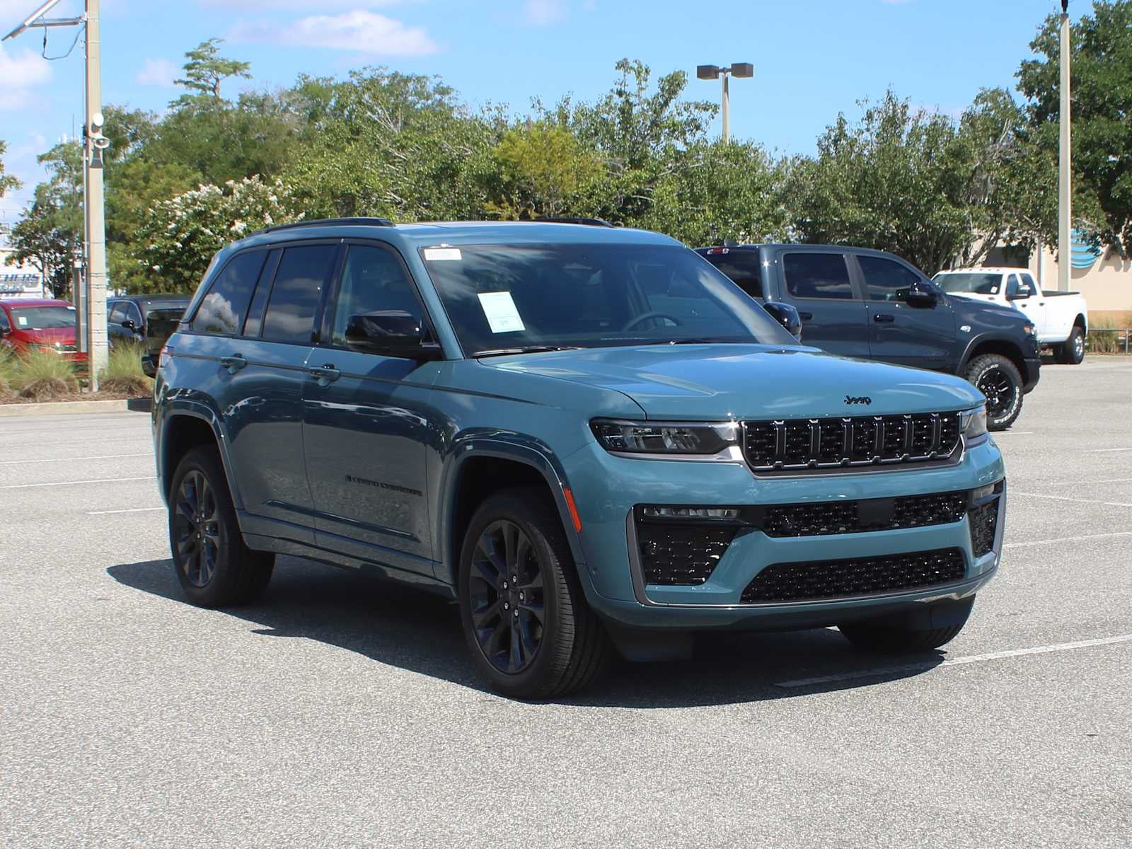 2026 Jeep Grand Cherokee Limited Reserve