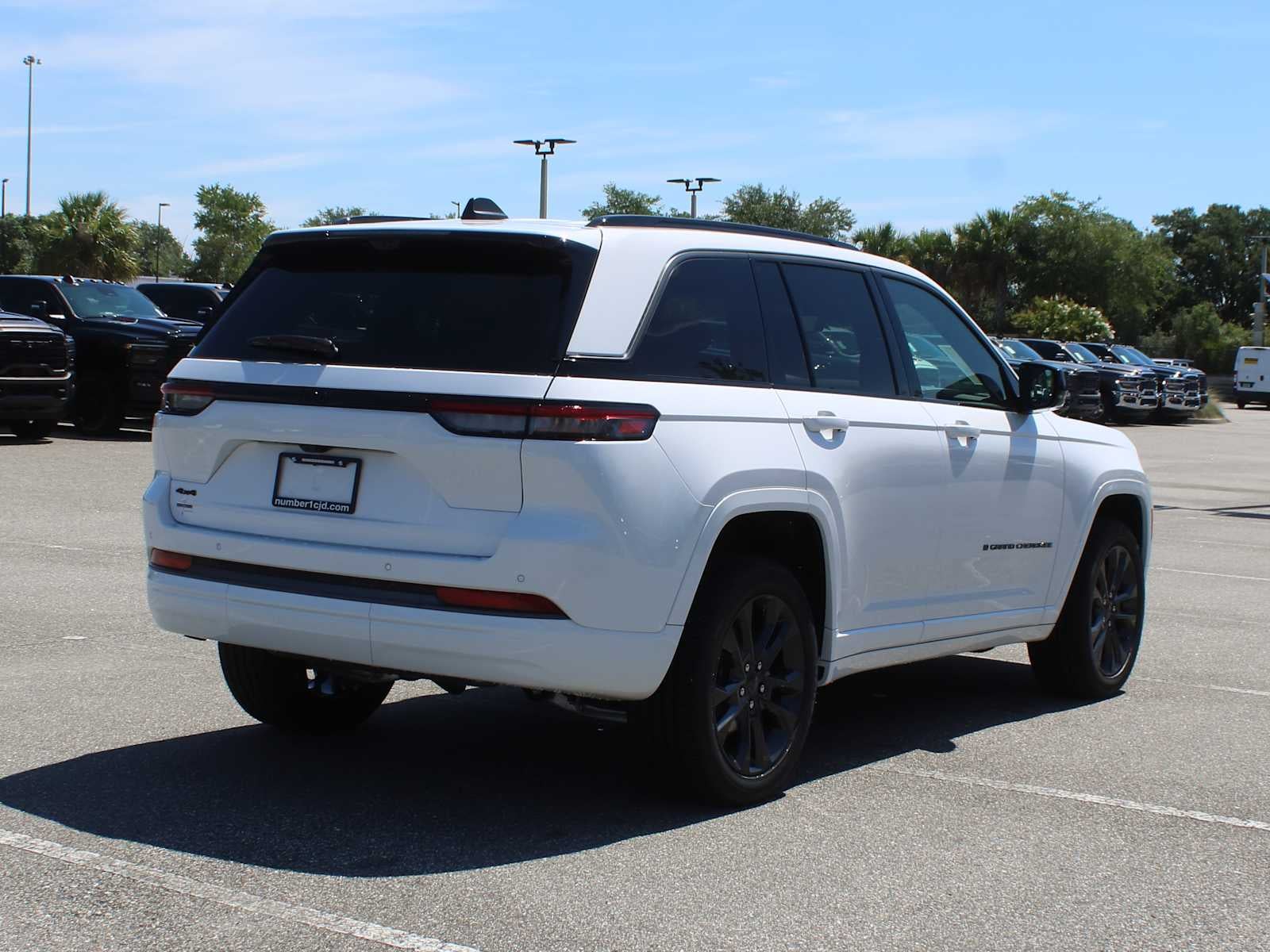 2026 Jeep Grand Cherokee Limited Reserve