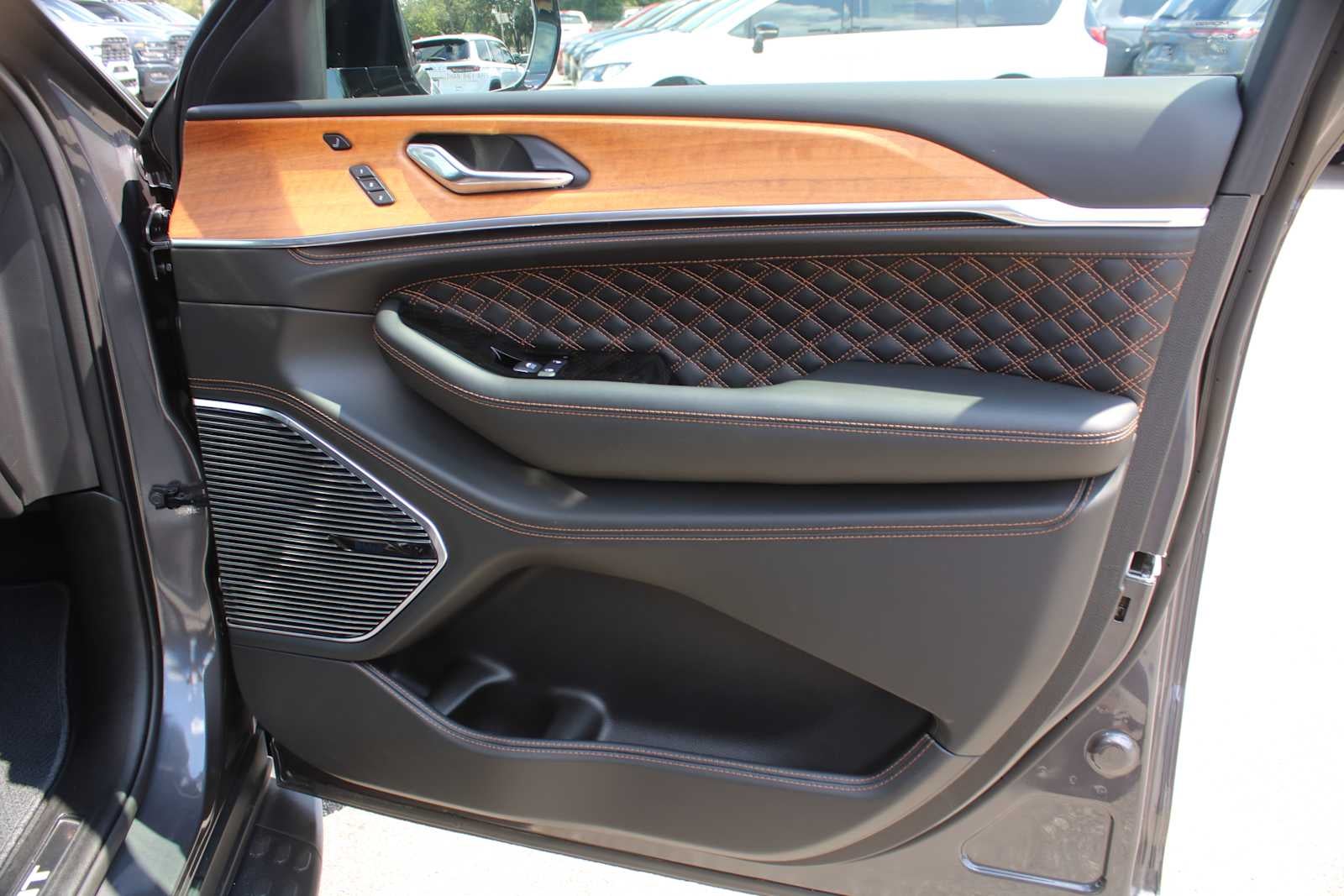 2025 Jeep Grand Cherokee Summit Reserve