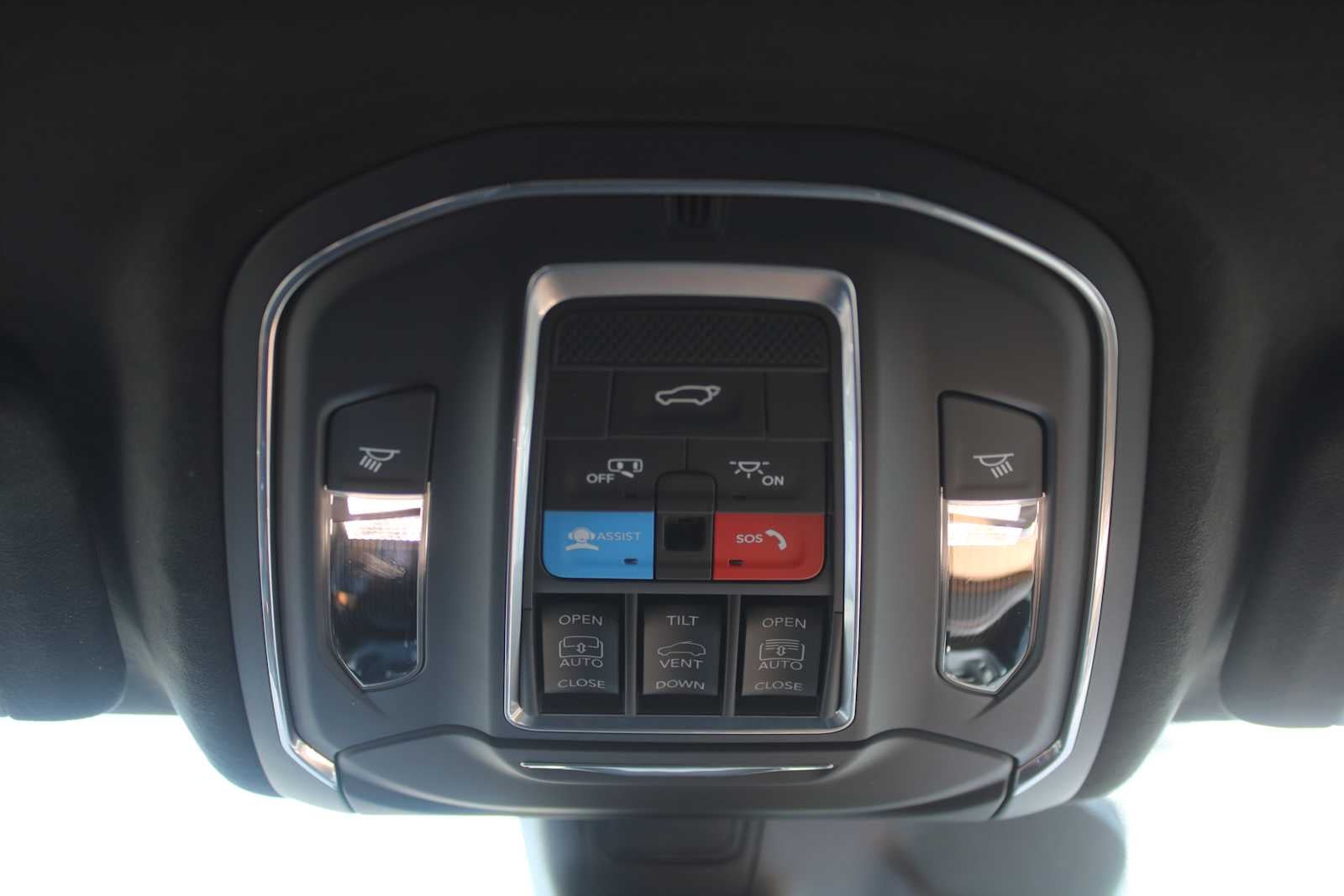 2025 Jeep Grand Cherokee Summit Reserve