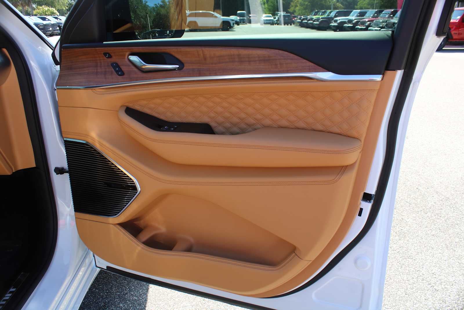 2026 Jeep Grand Cherokee Summit