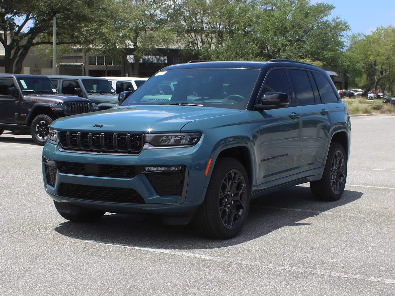 2026 Jeep Grand Cherokee Summit