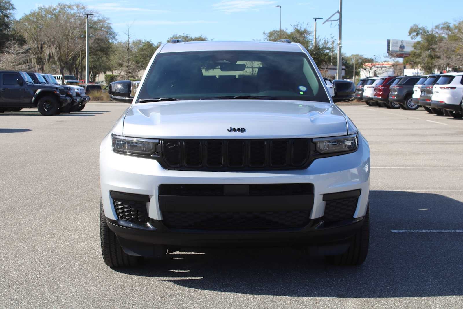2025 Jeep Grand Cherokee L Altitude X 4x2