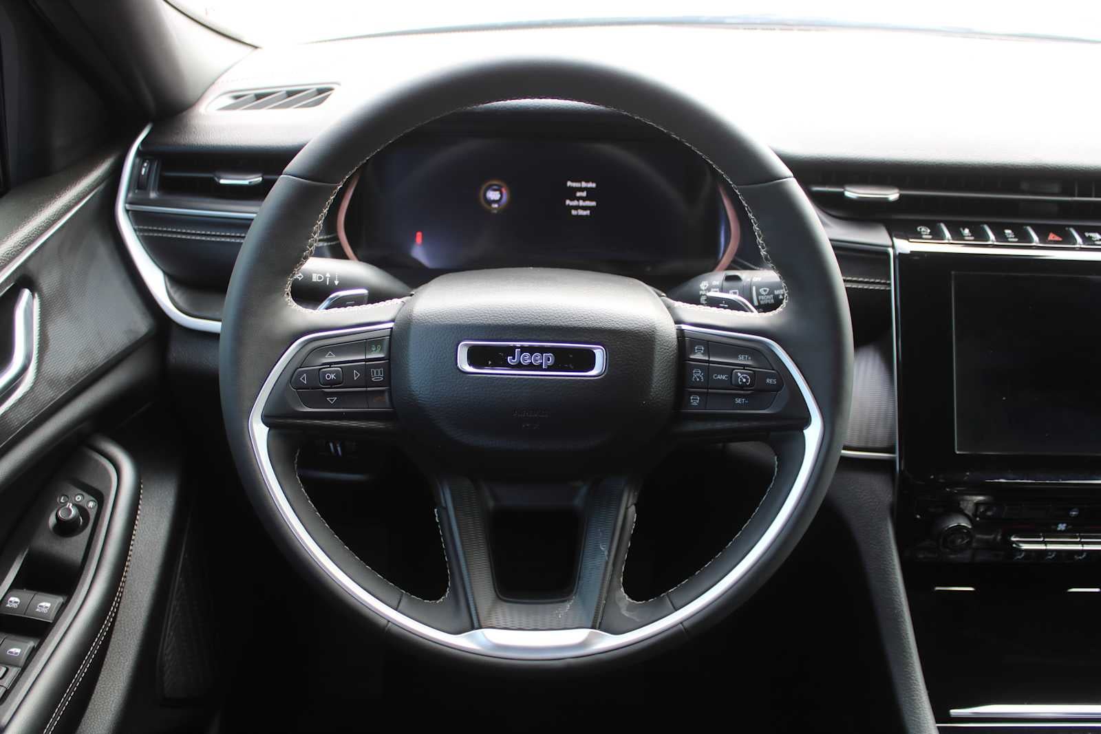2025 Jeep Grand Cherokee L Laredo X