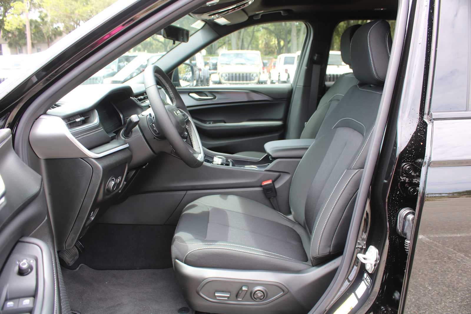 2026 Jeep Grand Cherokee L Laredo X