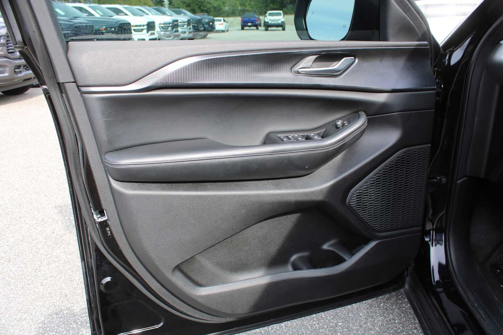 2025 Jeep Grand Cherokee L Laredo X