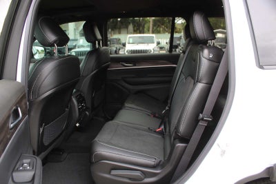 2026 Jeep Grand Cherokee L Laredo Altitude