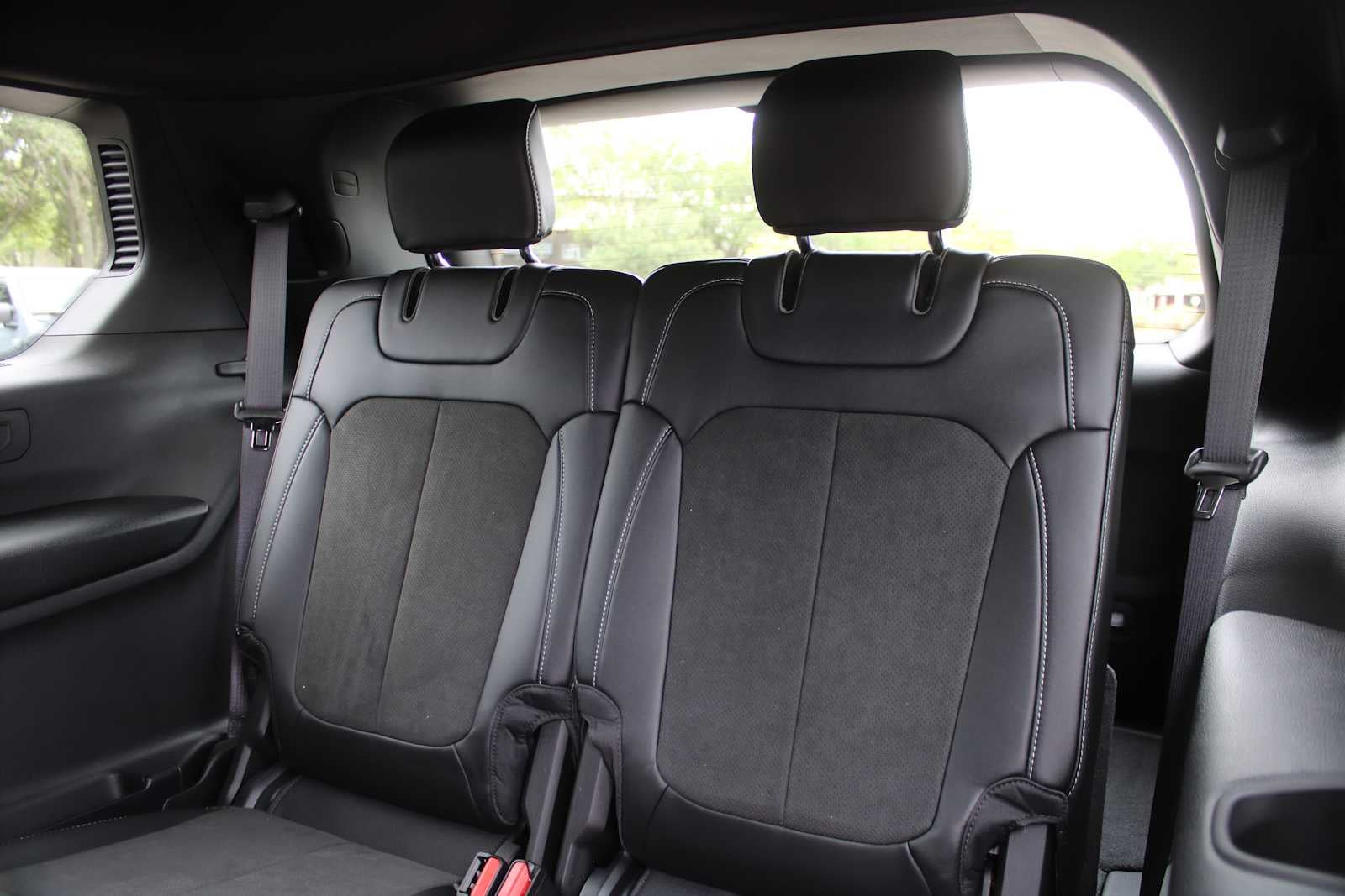 2026 Jeep Grand Cherokee L Laredo Altitude