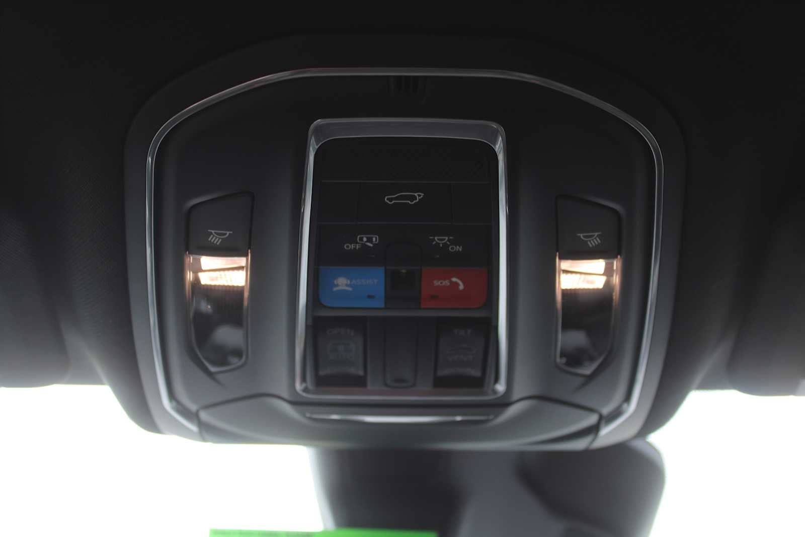 2026 Jeep Grand Cherokee L Laredo Altitude