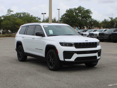 2026 Jeep Grand Cherokee L Laredo Altitude