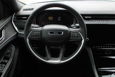 2026 Jeep Grand Cherokee L Laredo Altitude