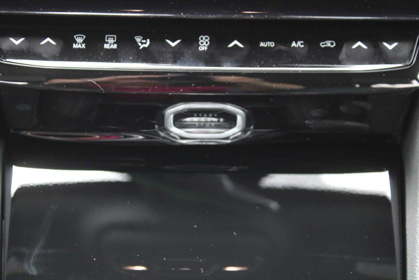 2026 Jeep Grand Cherokee L Laredo Altitude
