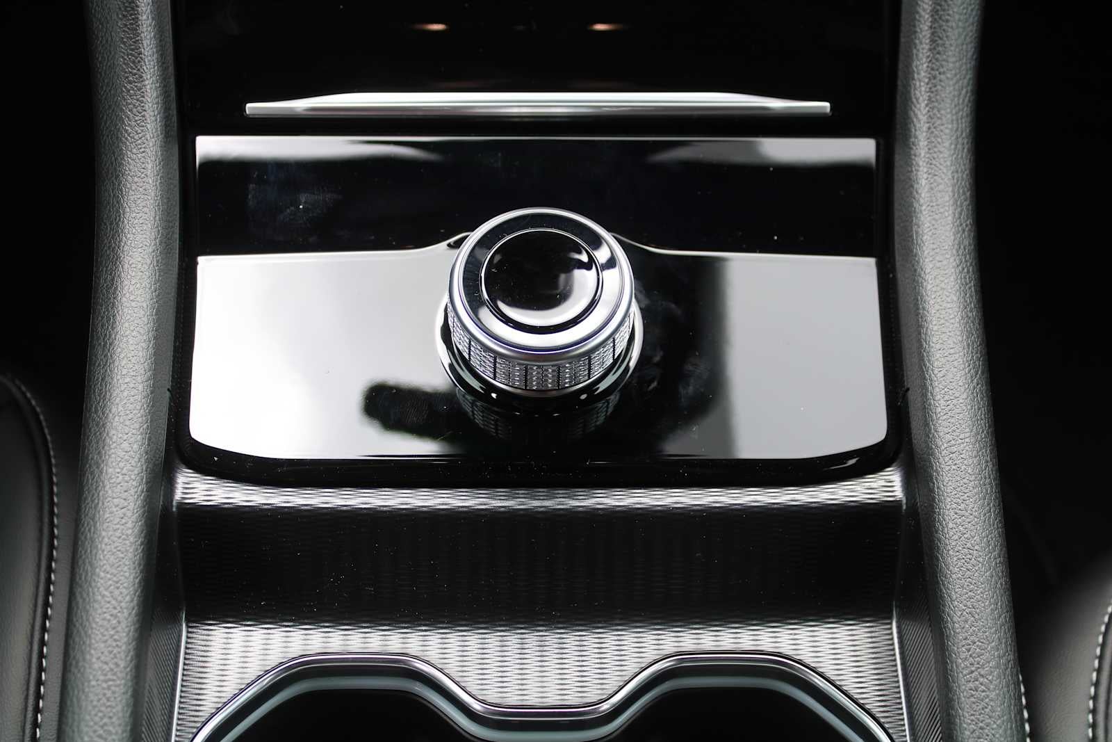 2026 Jeep Grand Cherokee L Laredo Altitude