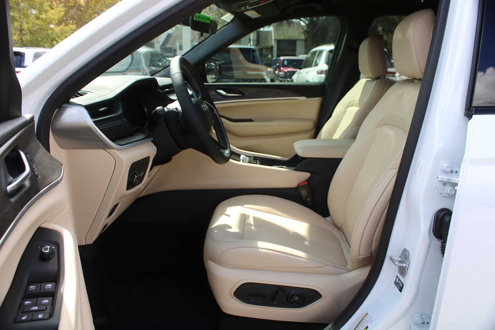2027 Jeep Grand Cherokee L Limited