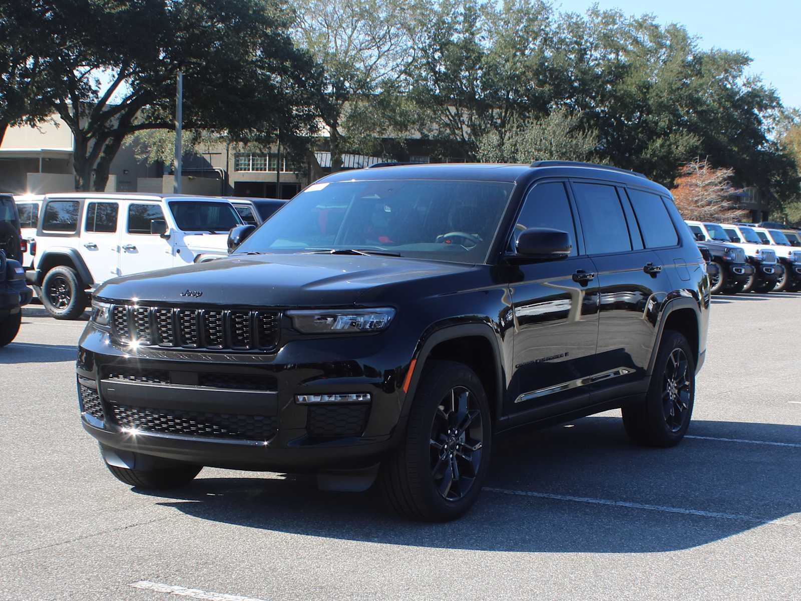 2025 Jeep Grand Cherokee GRAND CHEROKEE L LIMITED 4X4