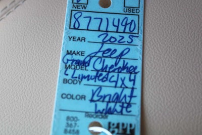 2025 Jeep Grand Cherokee GRAND CHEROKEE L LIMITED 4X4