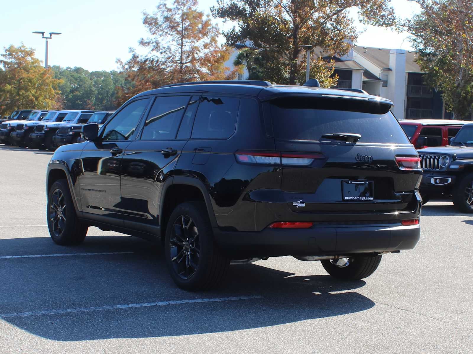 2025 Jeep Grand Cherokee GRAND CHEROKEE L LIMITED 4X4