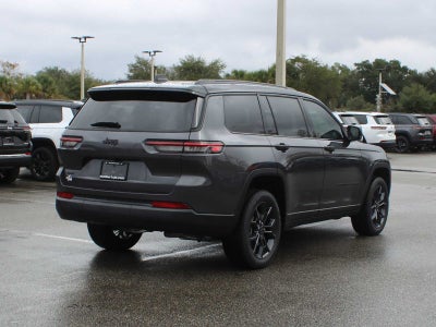 2025 Jeep Grand Cherokee GRAND CHEROKEE L LIMITED 4X4