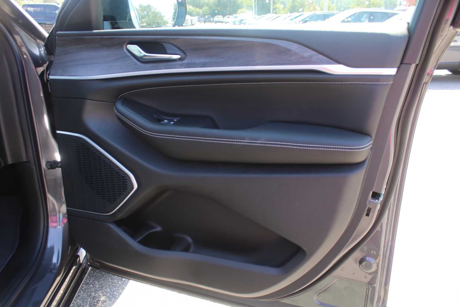 2026 Jeep Grand Cherokee L Limited Reserve
