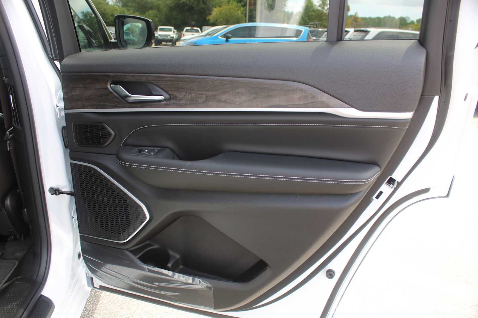 2026 Jeep Grand Cherokee L Limited Reserve