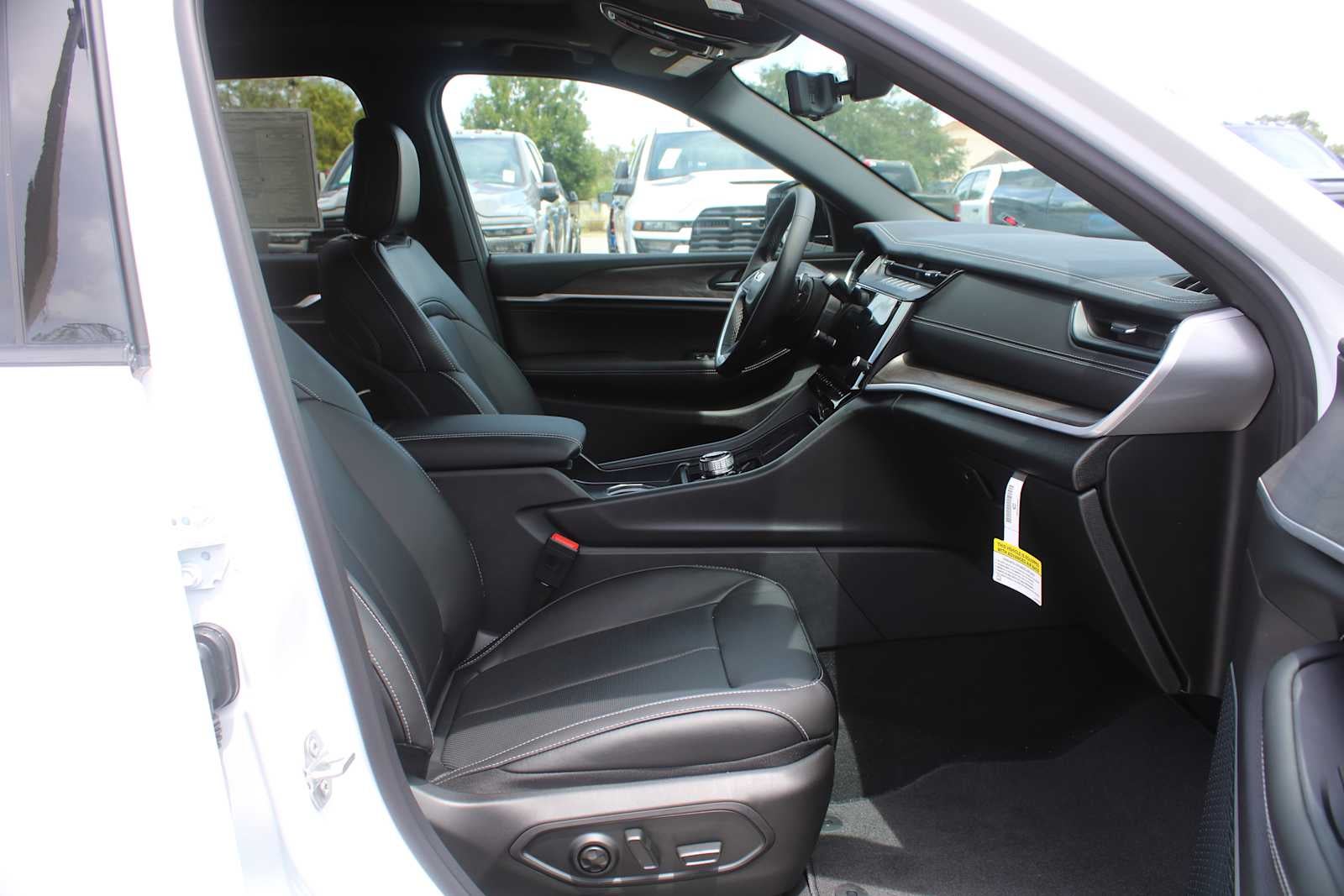 2026 Jeep Grand Cherokee L Limited Reserve