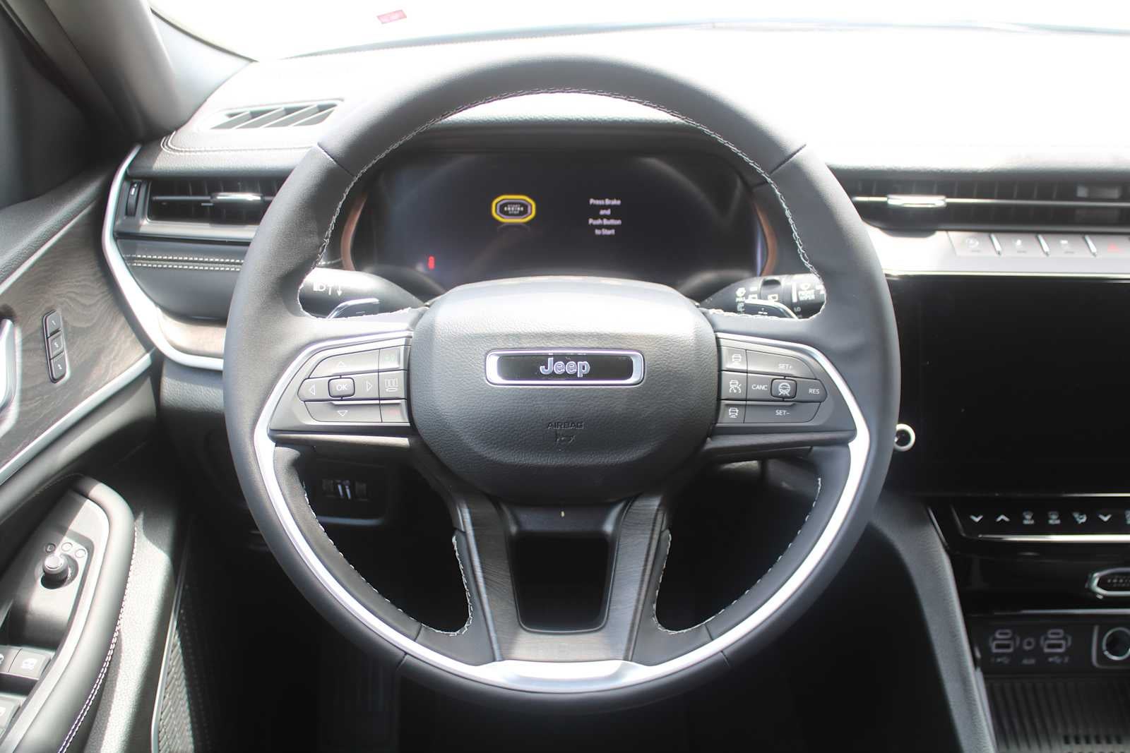 2026 Jeep Grand Cherokee L Limited Reserve