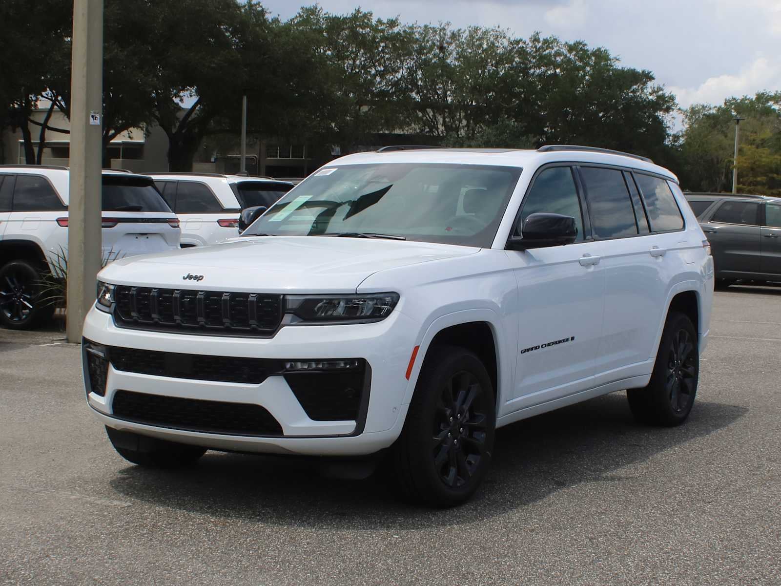 2026 Jeep Grand Cherokee L Limited Reserve