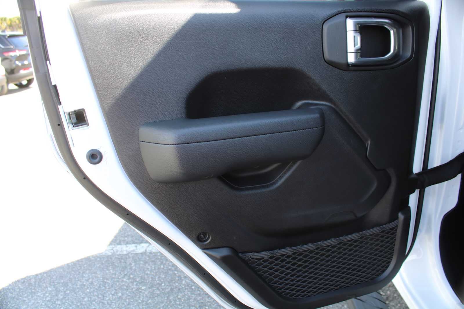 2025 Jeep Wrangler 4-Door Willys 4x4