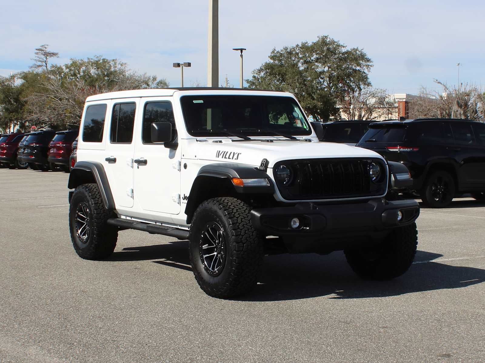2025 Jeep Wrangler 4-Door Willys 4x4
