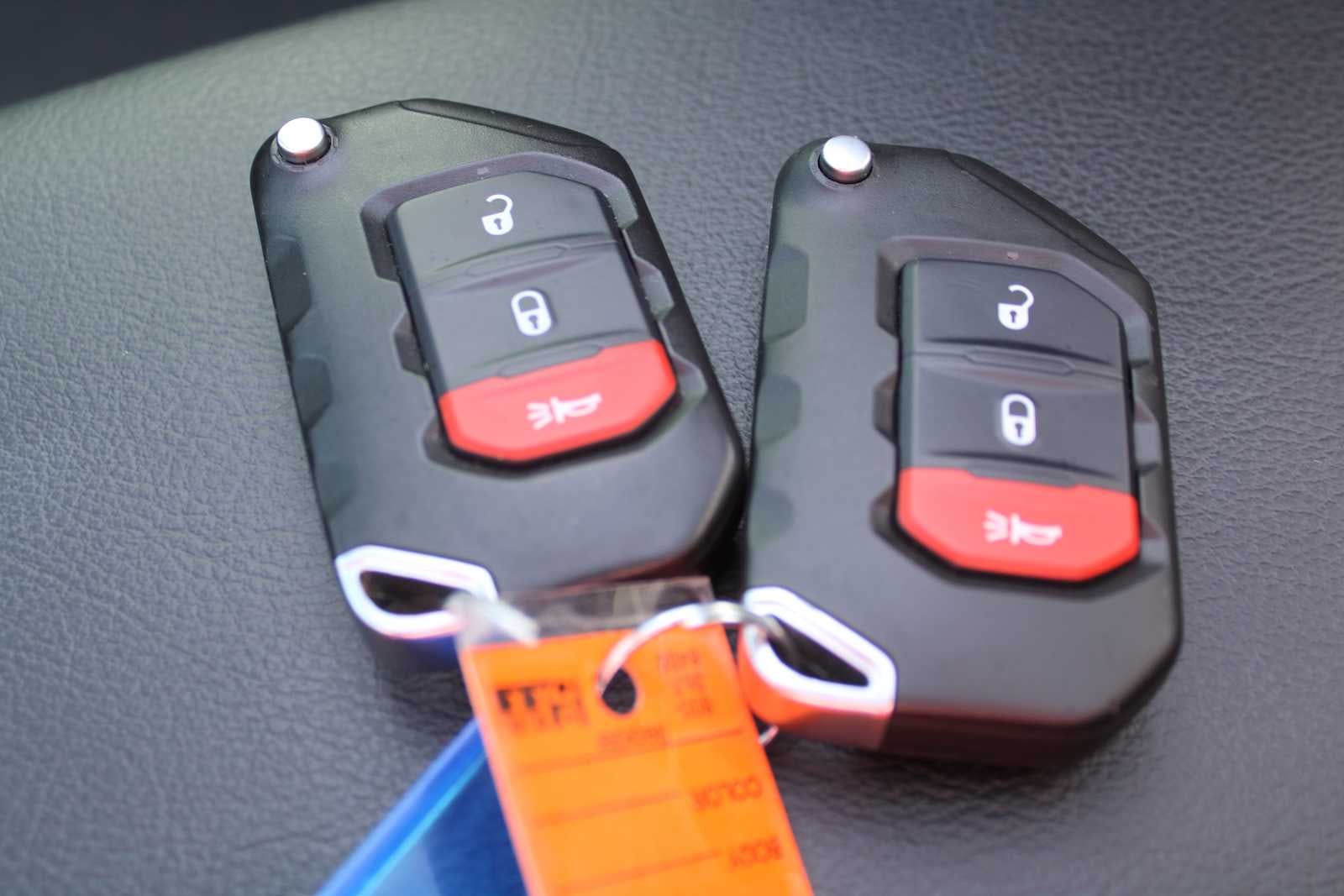 2025 Jeep Wrangler 4-Door Willys 4x4