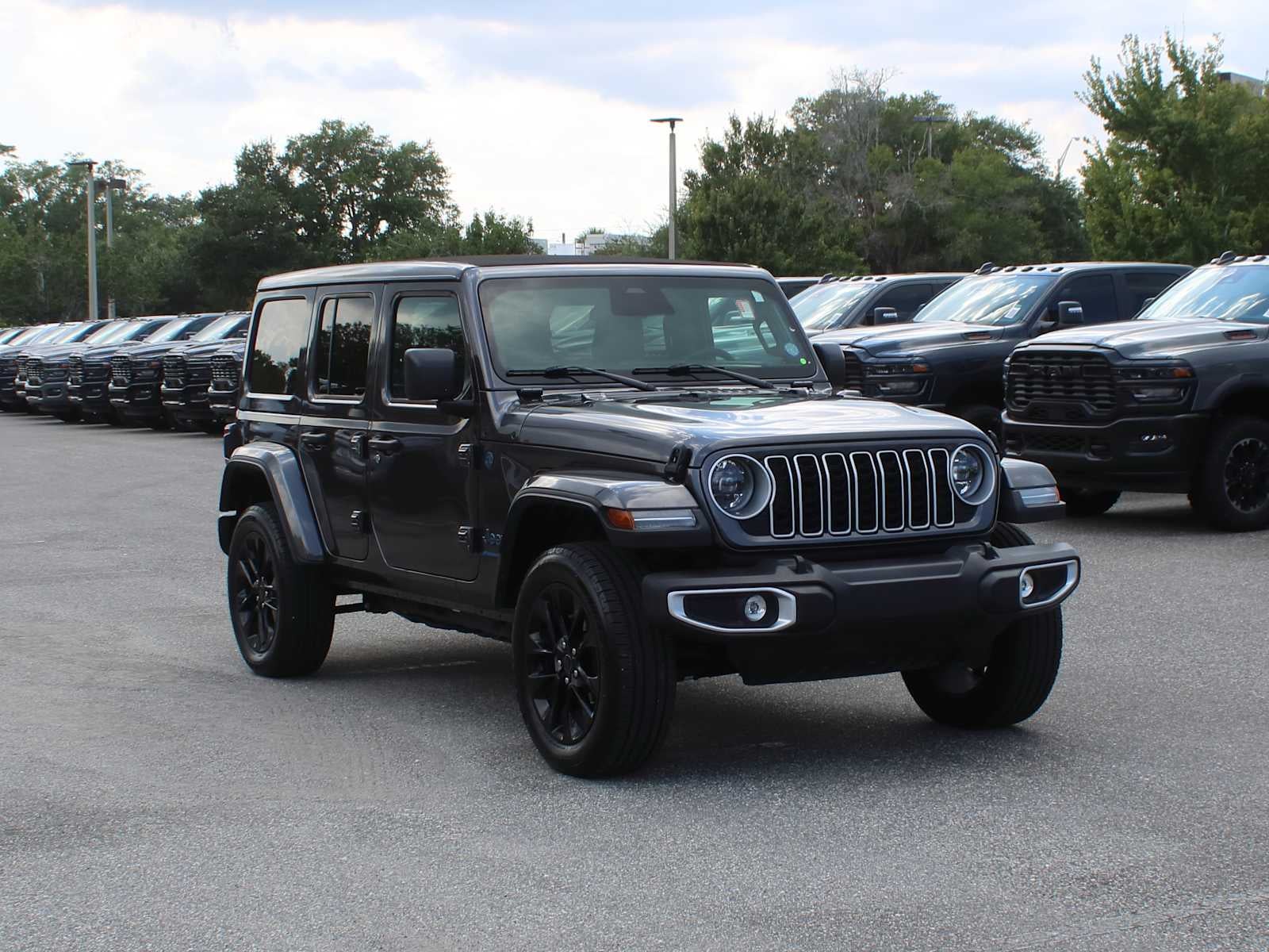 2025 Jeep Wrangler 4xe Sahara