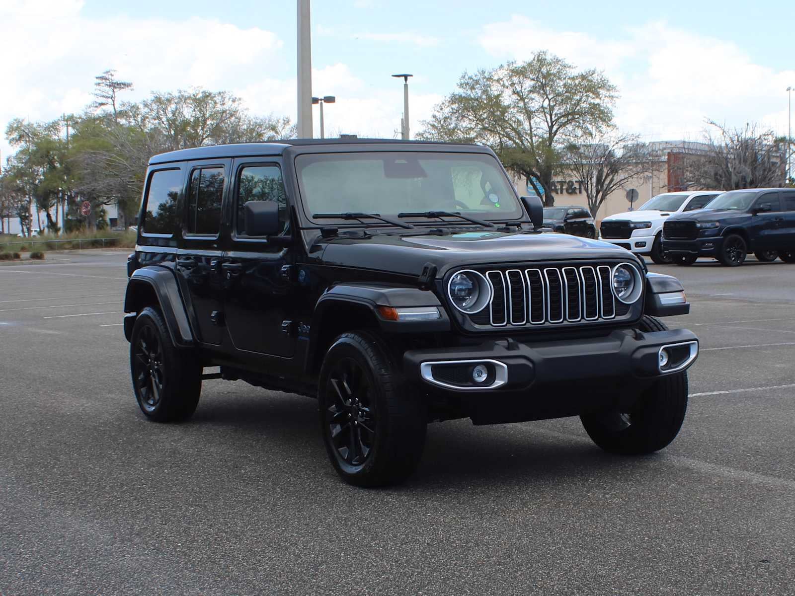 2025 Jeep Wrangler 4xe Sahara 4xe