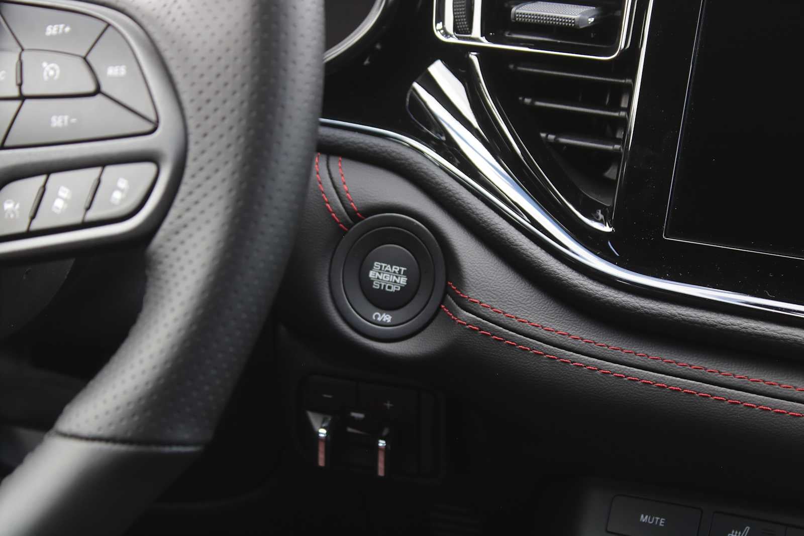 2027 Dodge Durango GT Plus HEMI