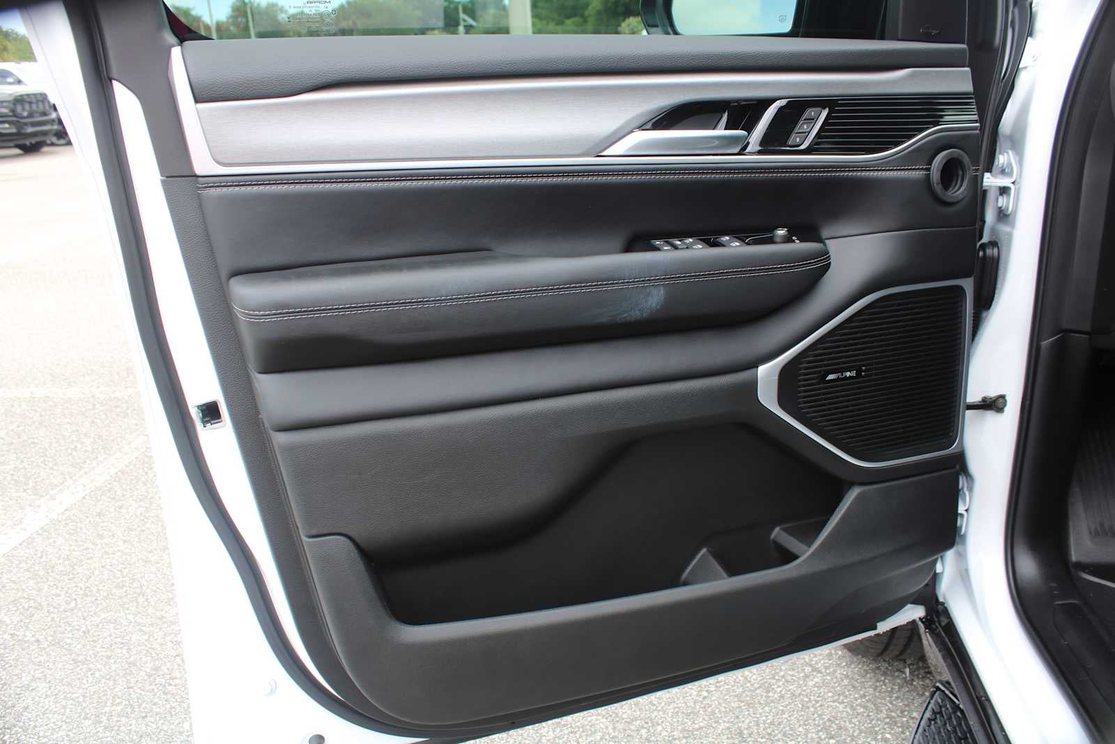 2026 Jeep Grand Wagoneer L 4x2