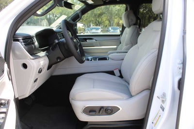 2026 Jeep Grand Wagoneer L 4x4