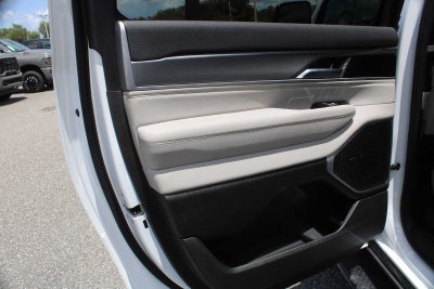2026 Jeep Grand Wagoneer L 4x4