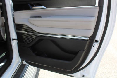 2026 Jeep Grand Wagoneer L Summit Obsidian