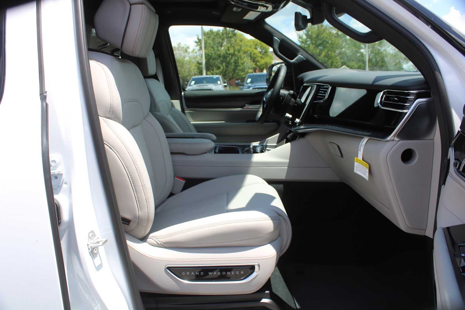 2026 Jeep Grand Wagoneer L Summit Obsidian