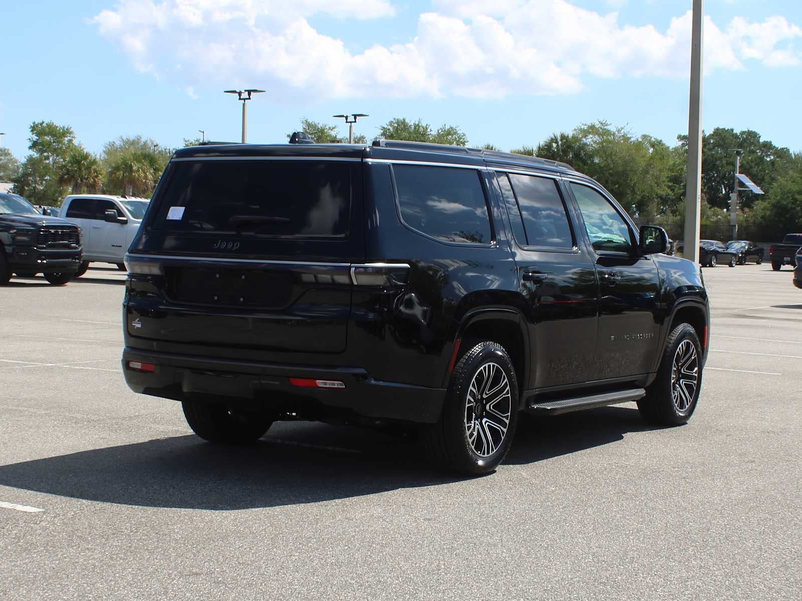 2026 Jeep Grand Wagoneer GRAND WAGONEER 4X2