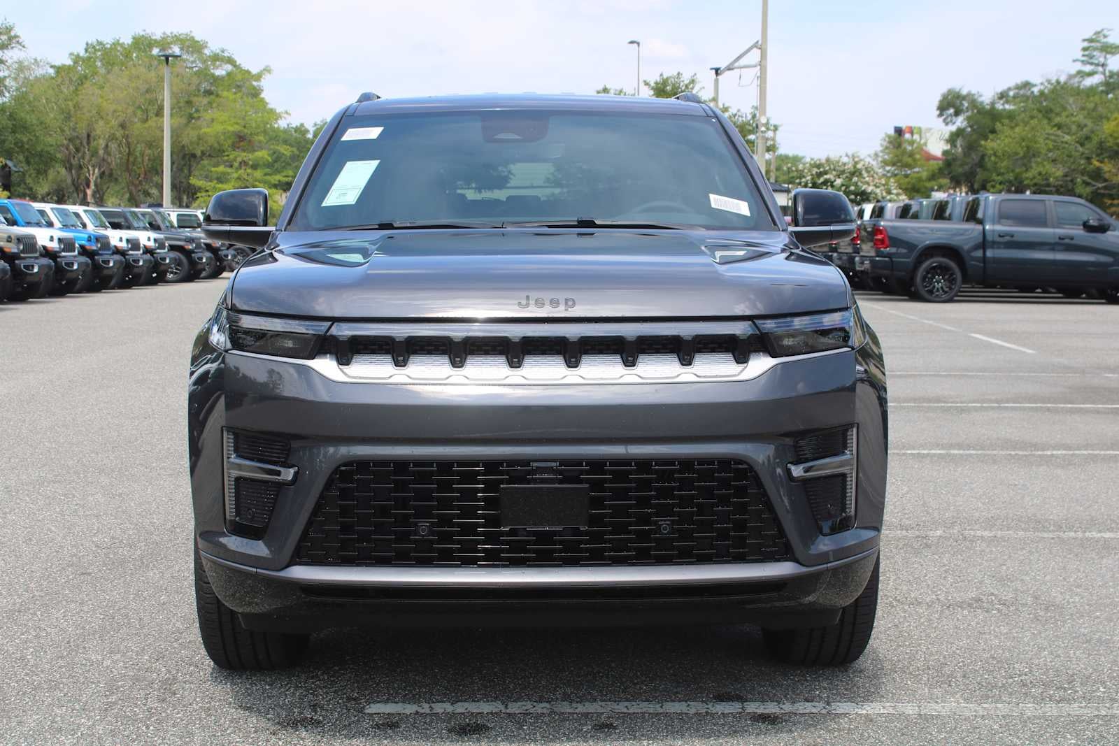 2026 Jeep Grand Wagoneer 4x2
