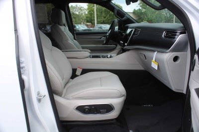 2026 Jeep Grand Wagoneer 4x2