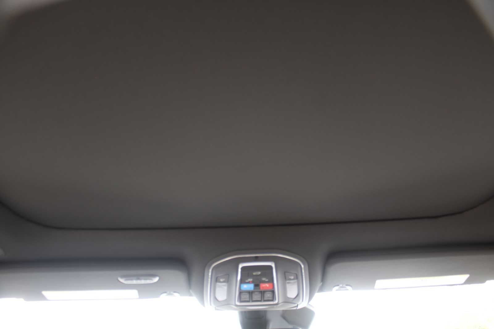 2026 Jeep Grand Wagoneer 4x2