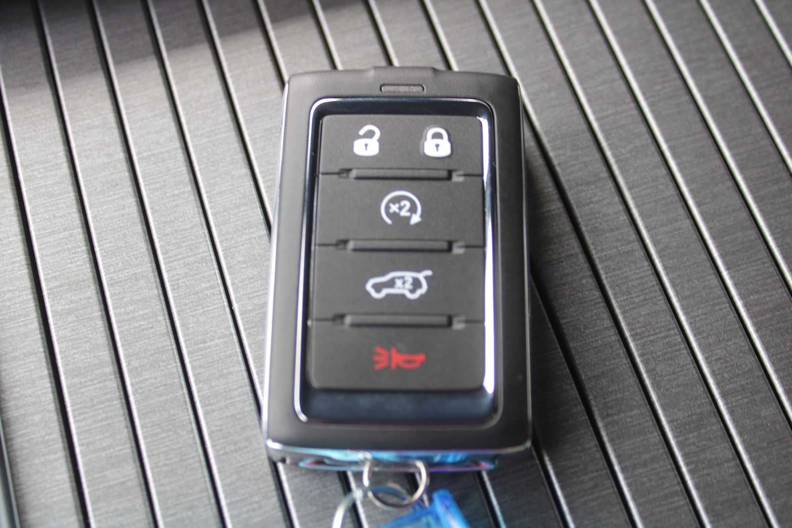 2026 Jeep Grand Wagoneer 4x2