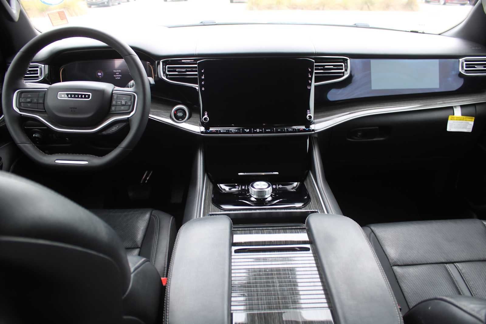 2022 Jeep Wagoneer Series II 4x2